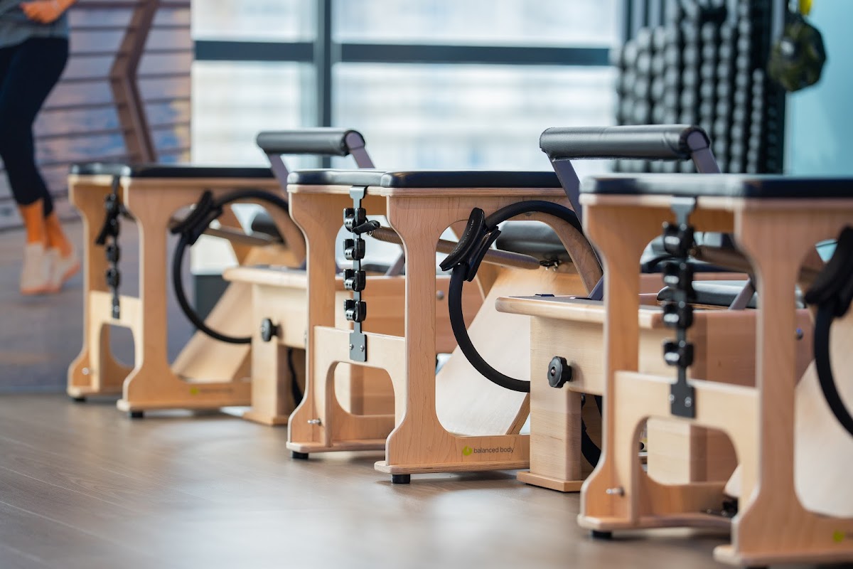 Club Pilates Woodlands reformer studio